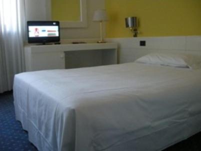 Hotel Giovanni Падуа Екстериор снимка