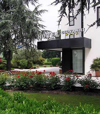 Hotel Giovanni Падуа Екстериор снимка